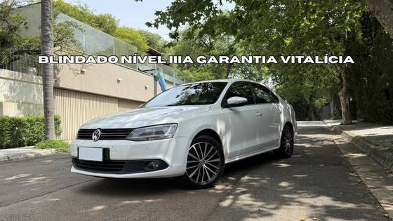 VOLKSWAGEN JETTA 2.0 TSI HIGHLINE 200CV GASOLINA 4P TIPTRONIC VOLKSWAGEN JETTA 2.0 TSI HIGHLINE 200CV GASOLINA 4P TIPTRONIC